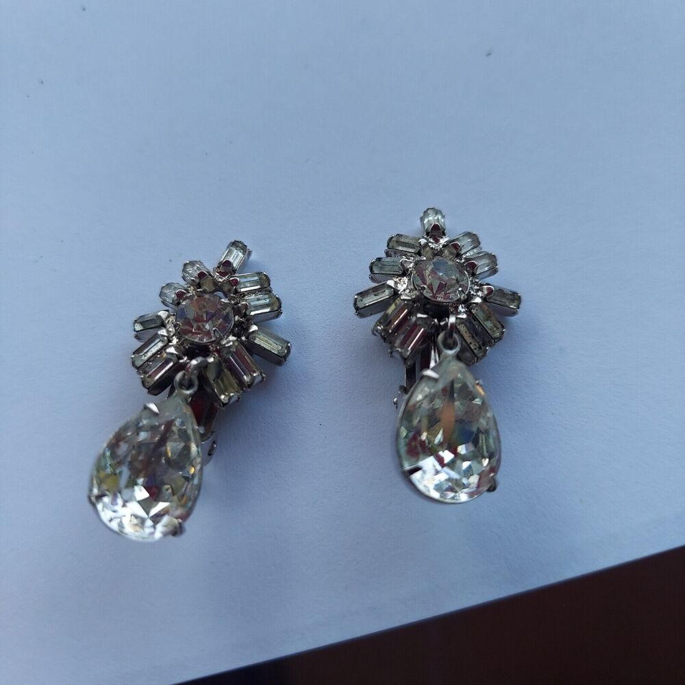 Vintage Hattie Carnegie Snowflake Tear Drop Earrings